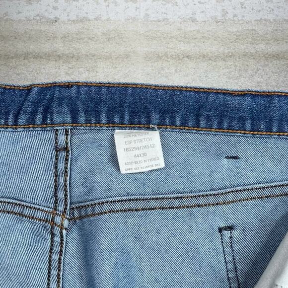 True Vintage 70s Jeans 44x30 Baggy Flared Leg Fit Medium Wash Denim - Picture 4 of 4